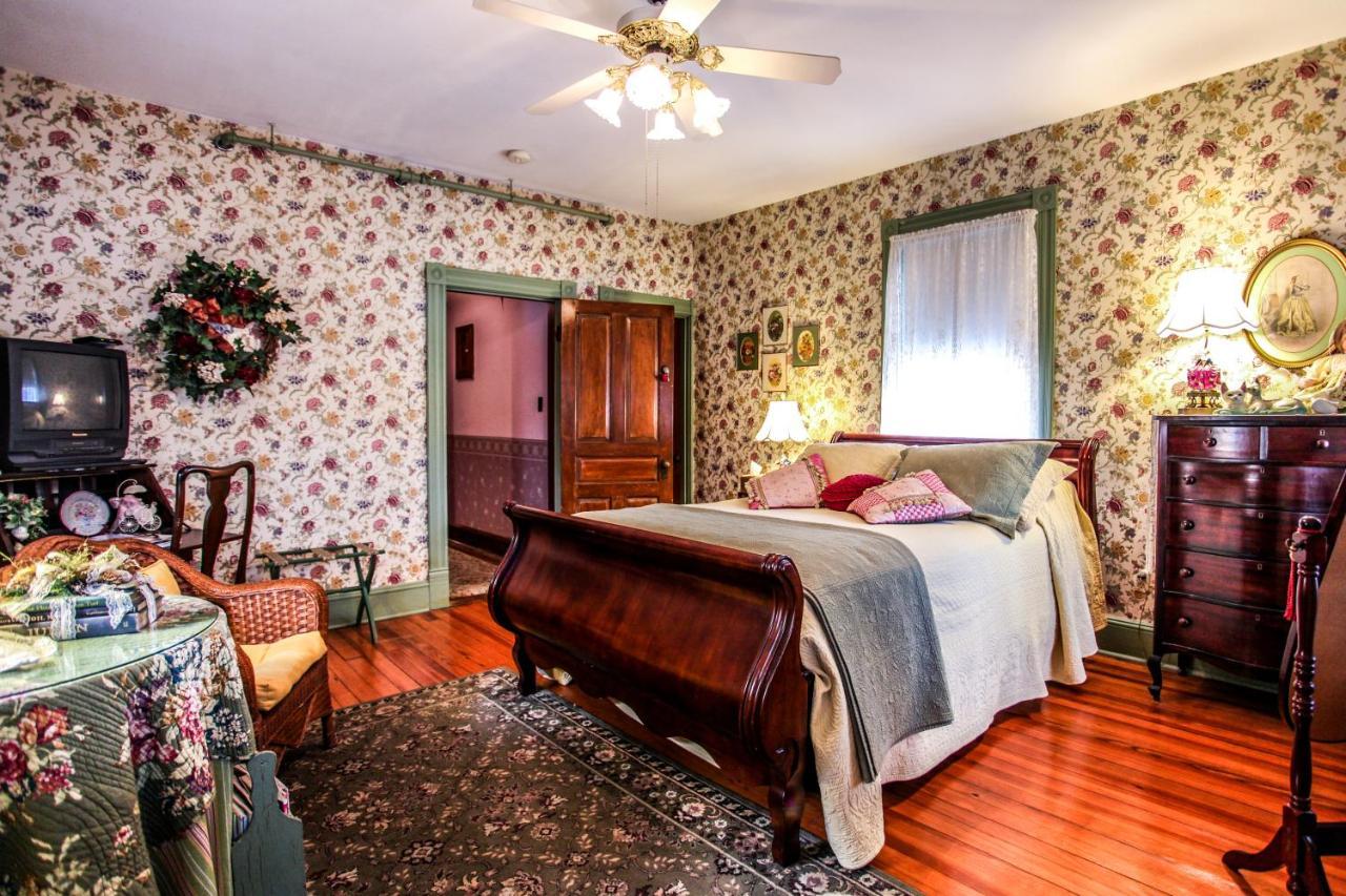 Hollerstown Hill Bed And Breakfast Frederick Exterior foto
