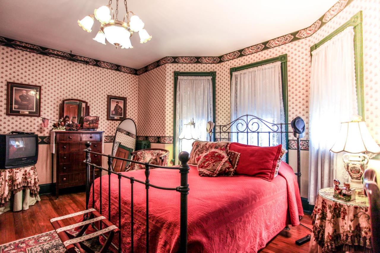 Hollerstown Hill Bed And Breakfast Frederick Exterior foto